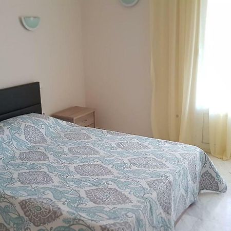 Galini Apartment ลูตรากี ภายนอก รูปภาพ