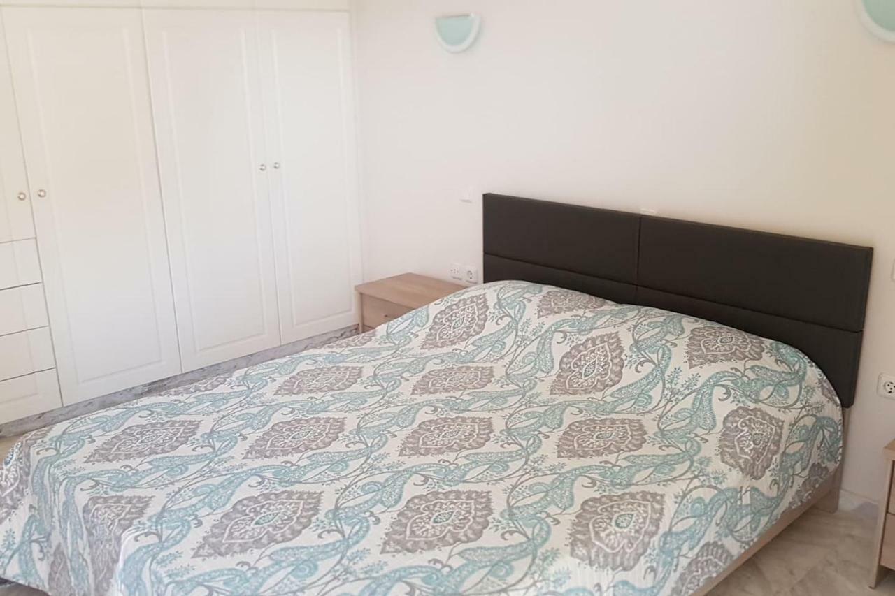 Galini Apartment ลูตรากี ภายนอก รูปภาพ